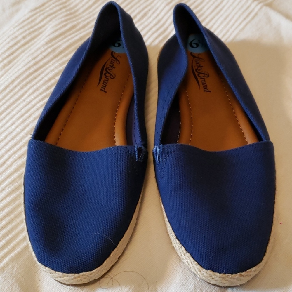 Lucky Brand Flats - Picture 1 of 4